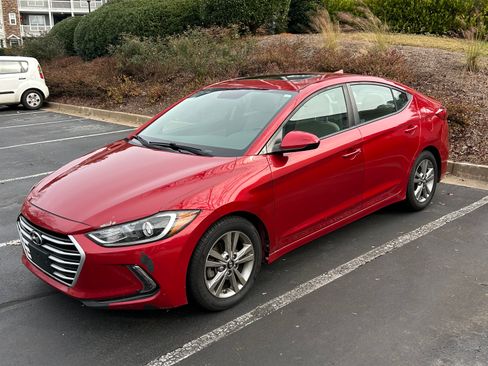 Used 2017 Hyundai Elantra Value Edition w/ Cargo Package image 2