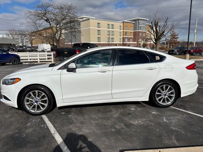 Used 2017 Ford Fusion SE w/ Fusion SE Technology Package