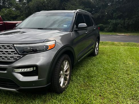 Used 2021 Ford Explorer Limited w/ Equipment Group 301A RWD image 5