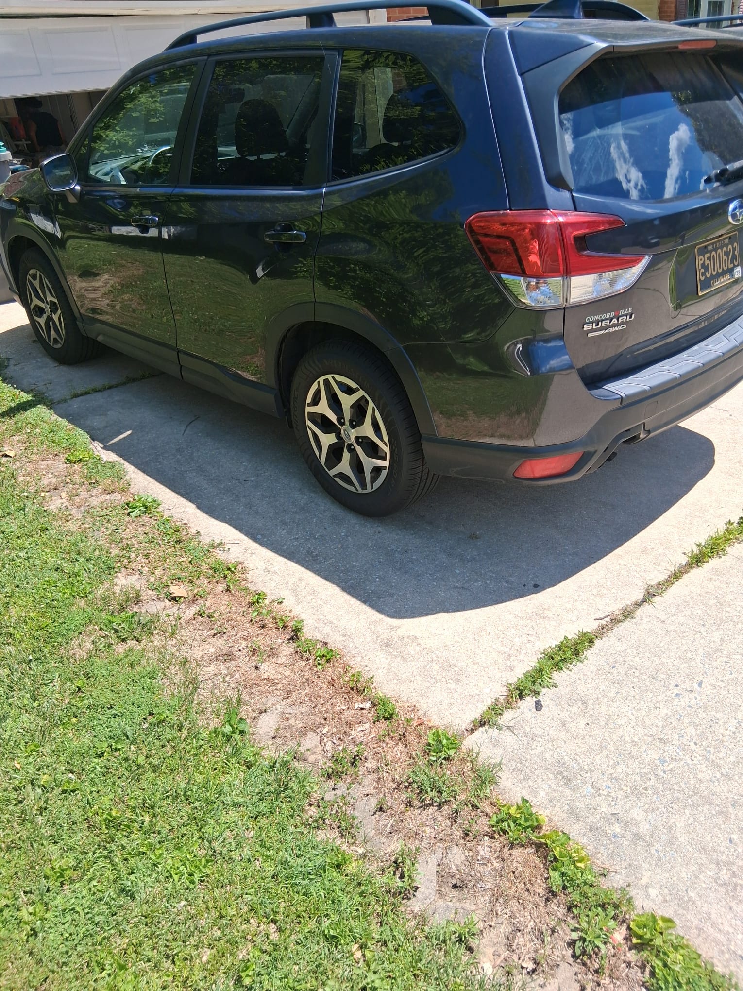 Used 2019 Subaru Forester Premium w/ All-Weather Package AWD/4WD image 16