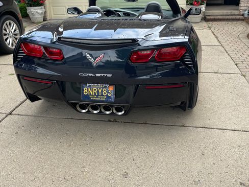 Used 2014 Chevrolet Corvette Stingray Convertible w/ 3LT Preferred Equipment Group RWD image 11