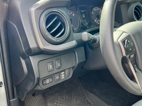 Used 2023 Toyota Tacoma TRD Off-Road w/ Advanced Technology Package AWD/4WD image 6