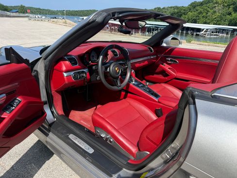 Used 2013 Porsche Boxster S RWD image 22