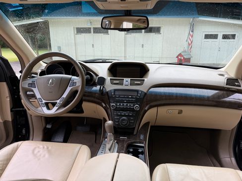 Used 2010 Acura MDX w/ Technology & Entertainment AWD/4WD image 25
