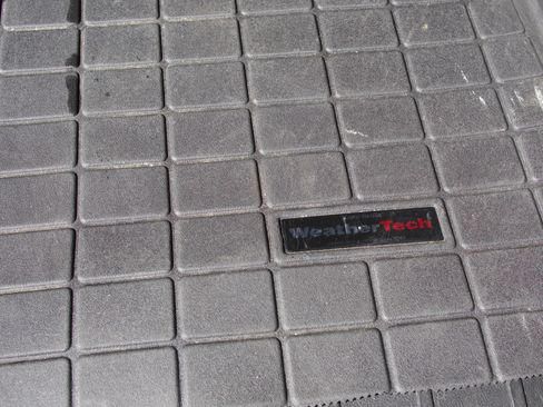 Used 2017 Chevrolet Equinox Premier w/ Enhanced Convenience Package image 15