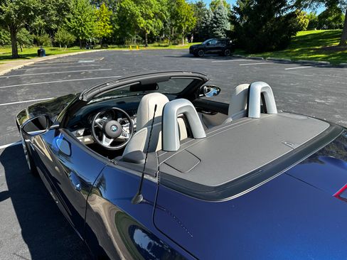 Used 2009 BMW Z4 sDrive35i RWD image 10