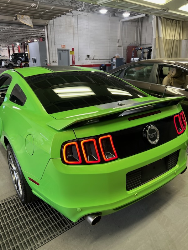Used 2014 Ford Mustang GT w/ Electronics Package RWD image 9