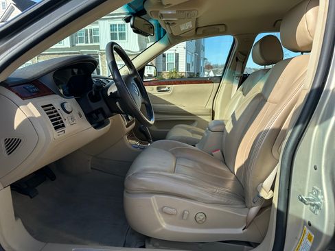 Used 2007 Cadillac DTS Luxury I w/ Trunk Convenience Package image 11