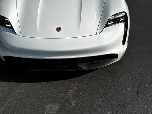 Used 2024 Porsche Taycan RWD image 1