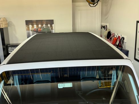 Used 2024 Jeep Wrangler Unlimited Sahara w/ Technology Group image 11