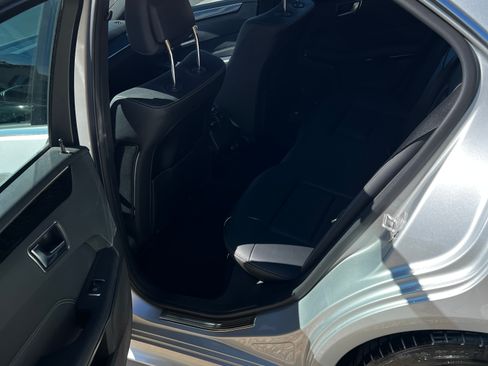 Used 2014 Mercedes-Benz E 350 Sedan image 9