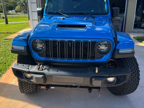 Used 2024 Jeep Wrangler Unlimited Rubicon 392 image 5