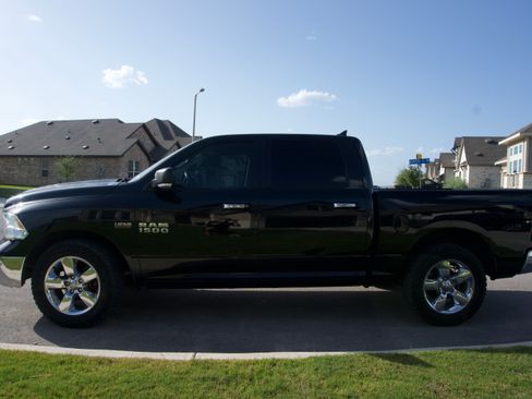 Used 2016 RAM 1500 Lone Star RWD image 11