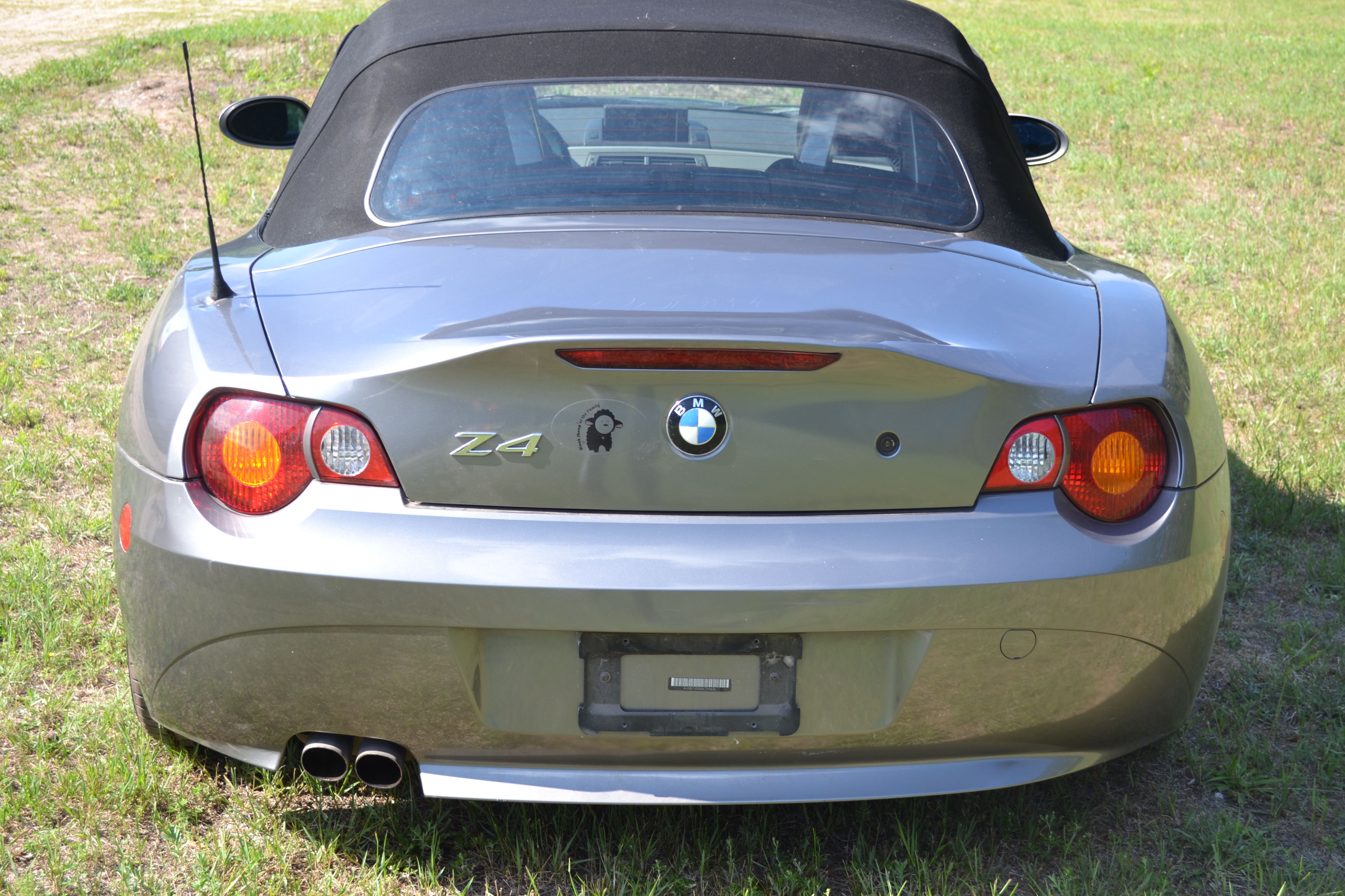 Used 2004 BMW Z4 3.0i RWD image 4