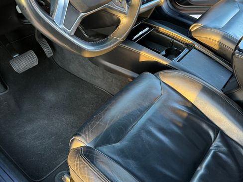 Used 2016 Tesla Model X 90D image 8