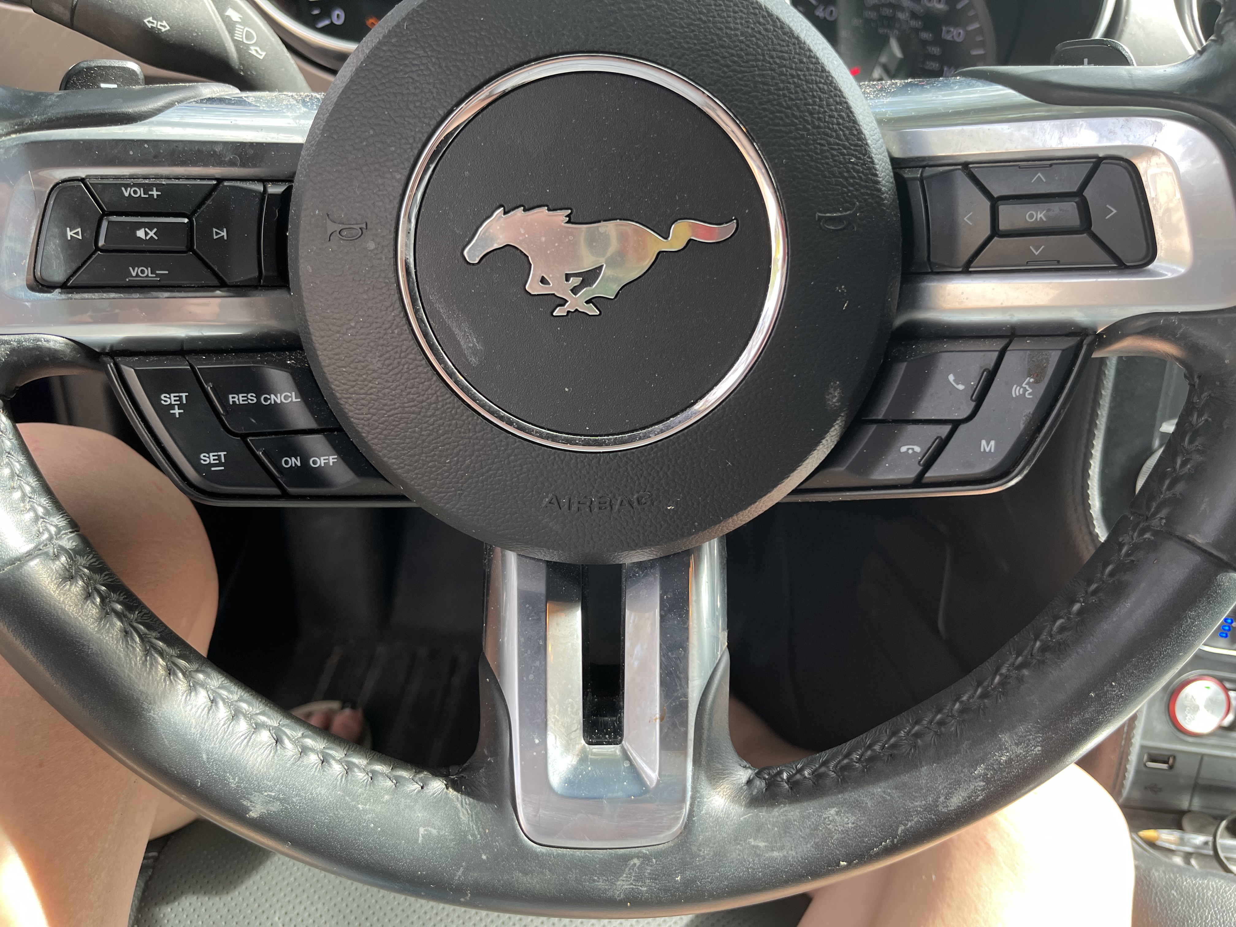 Used 2020 Ford Mustang GT Premium RWD image 13