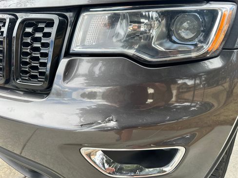 Used 2017 Jeep Grand Cherokee Laredo w/ Quick Order Package 23E image 21