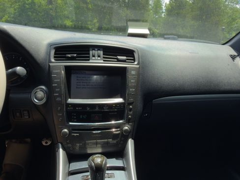 Used 2011 Lexus IS 350 w/ F-Sport Pkg RWD image 11