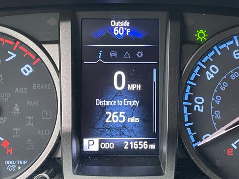 Used 2023 Toyota Tacoma TRD Off-Road AWD/4WD image 18