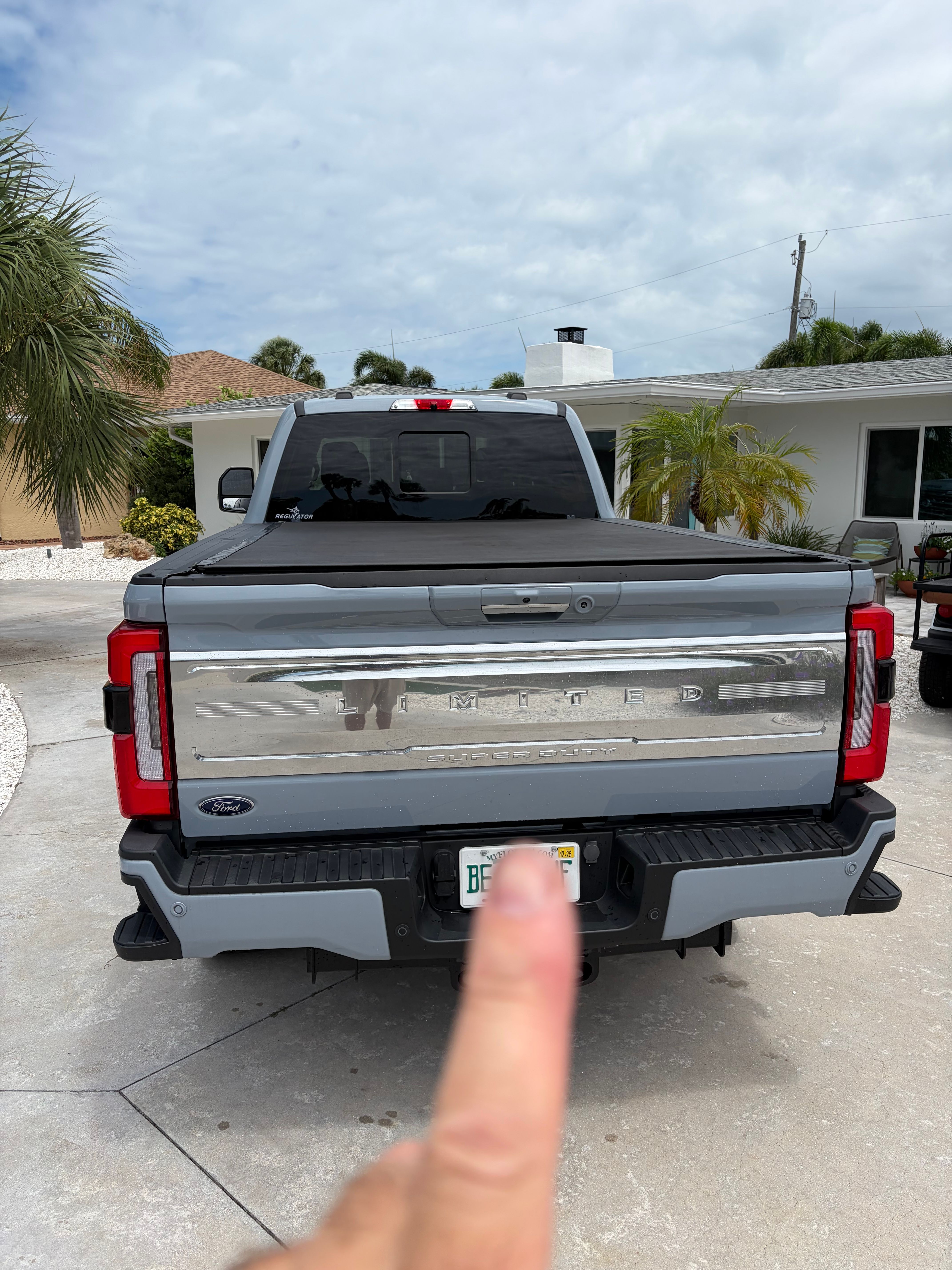 Used 2024 Ford F350 Limited w/ FX4 Off-Road Package AWD/4WD image 8