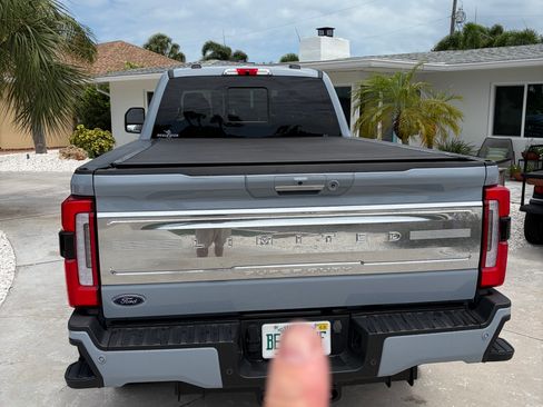 Used 2024 Ford F350 Limited w/ FX4 Off-Road Package AWD/4WD image 8
