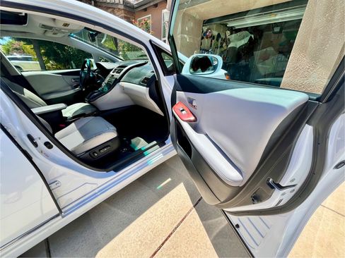 Used 2010 Lexus HS 250h image 12