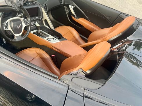 Used 2014 Chevrolet Corvette Stingray Convertible w/ 2LT Preferred Equipment Group image 12