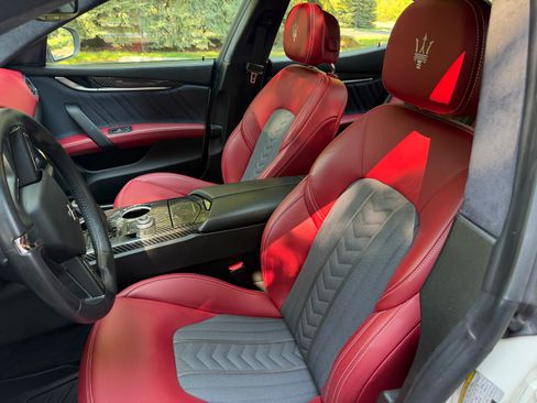 Used 2019 Maserati Ghibli S GranLusso AWD/4WD image 14