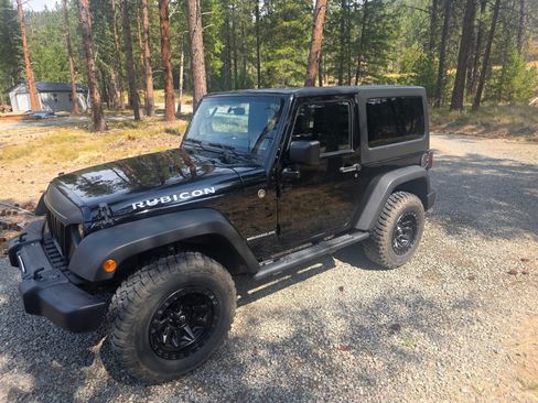 Used 2011 Jeep Wrangler Rubicon w/ PWR Convenience Group AWD/4WD image 1