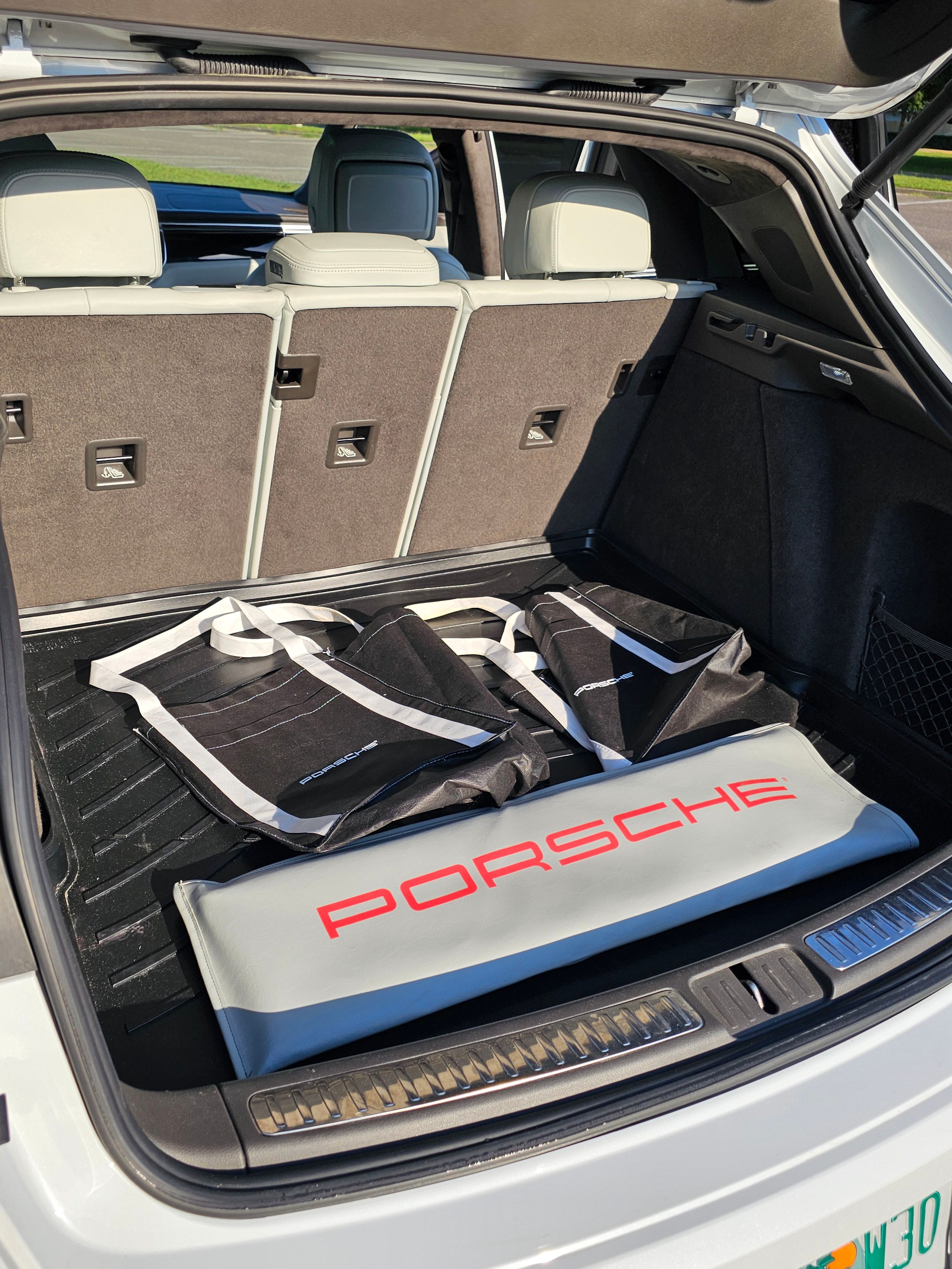 Used 2016 Porsche Macan Turbo image 31