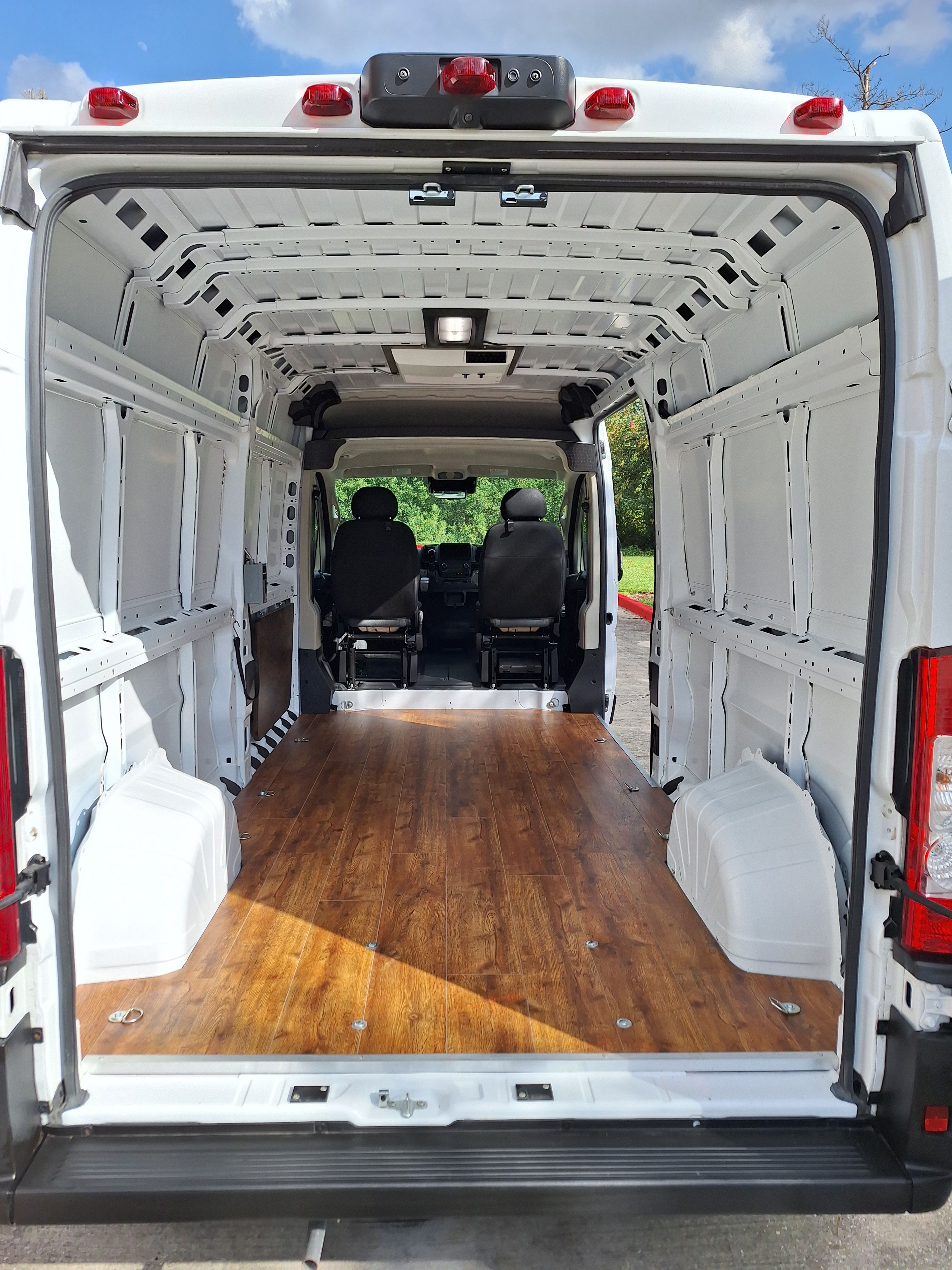 Used 2022 RAM ProMaster 2500 FWD image 10