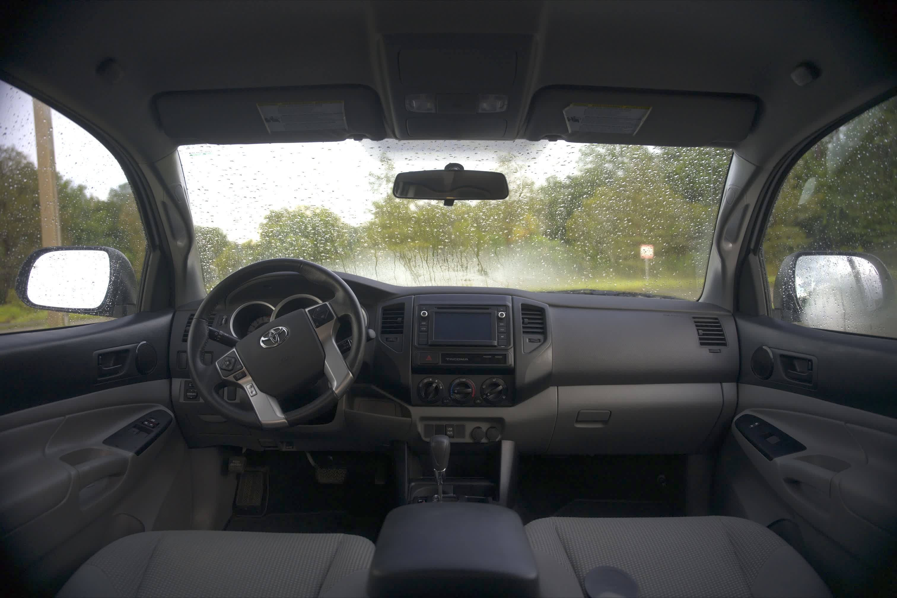Used 2015 Toyota Tacoma 2WD Access Cab w/ Convenience Package image 16