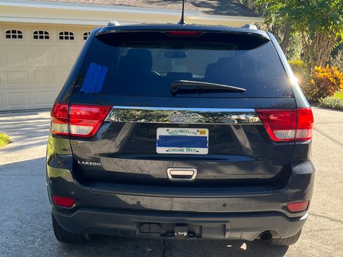 Used 2012 Jeep Grand Cherokee Laredo RWD image 6