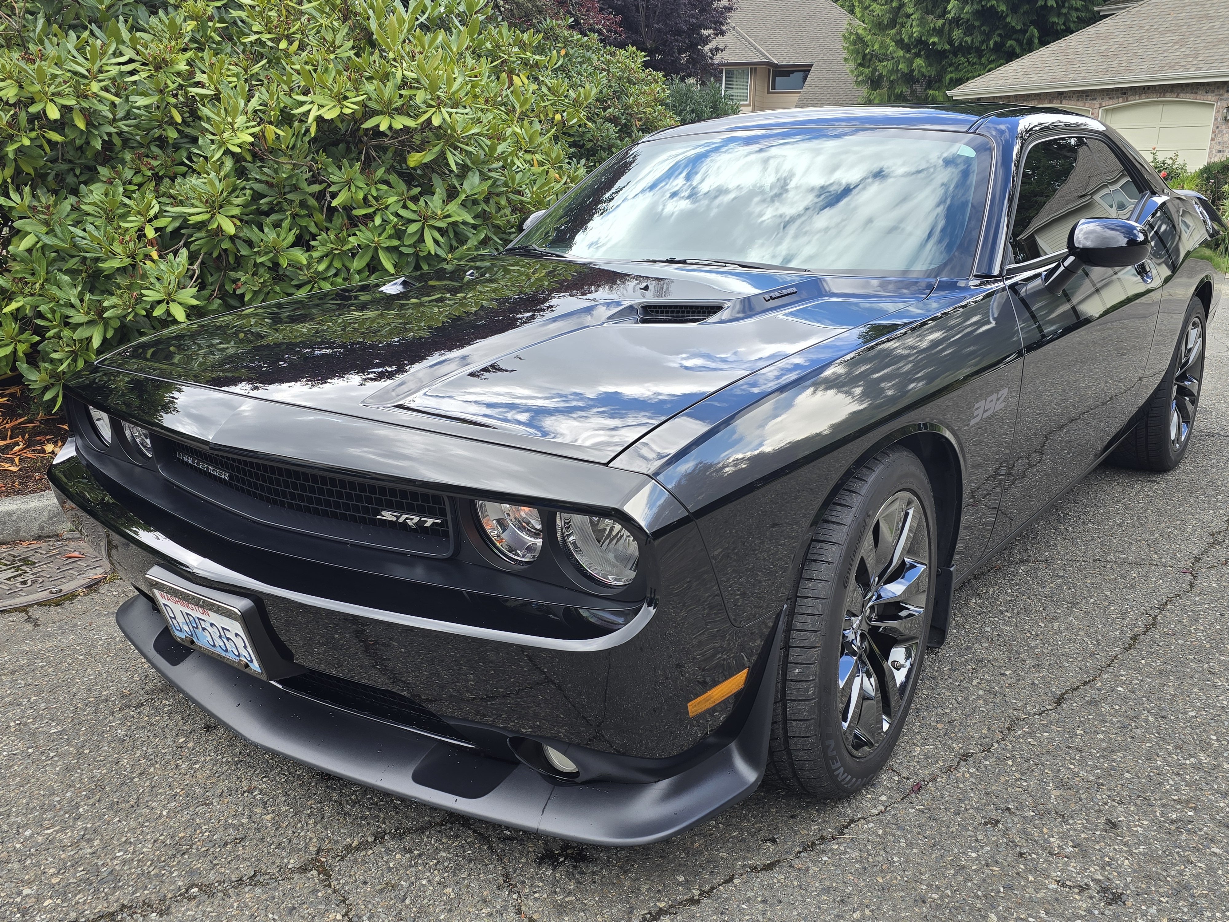 Used 2014 Dodge Challenger SRT8 Core RWD image 12