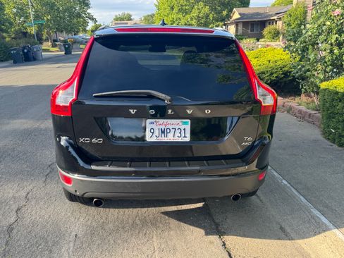 Used 2013 Volvo XC60 T6 image 2