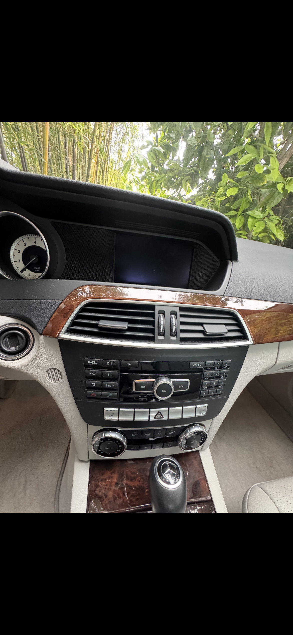 Used 2013 Mercedes-Benz C 250 Sedan image 10