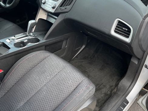 Used 2014 Chevrolet Equinox LS AWD/4WD image 21