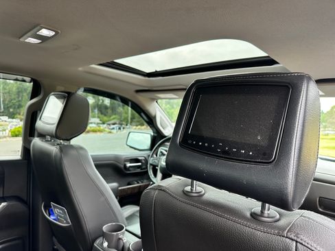 Used 2019 GMC Sierra 1500 Denali w/ Denali Ultimate Package AWD/4WD image 6