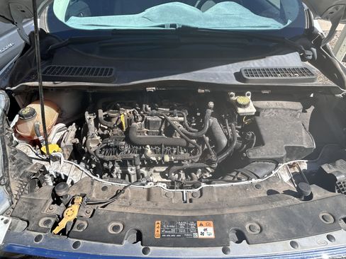 Used 2017 Ford Escape SE image 5