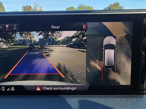 Used 2017 Audi Q7 3.0T Prestige image 22