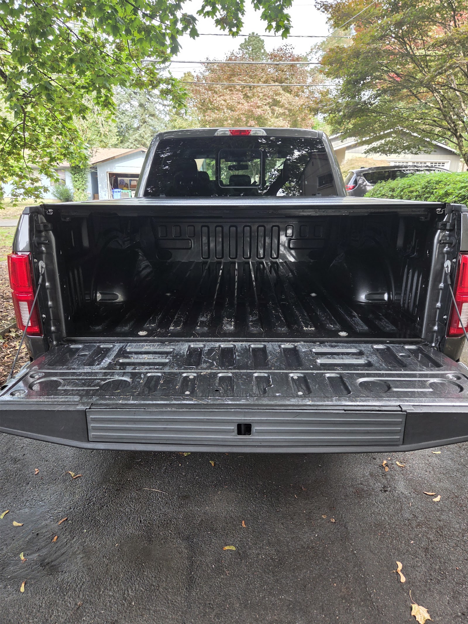Used 2020 Ford F150 Lariat w/ Equipment Group 501A Mid AWD/4WD image 30