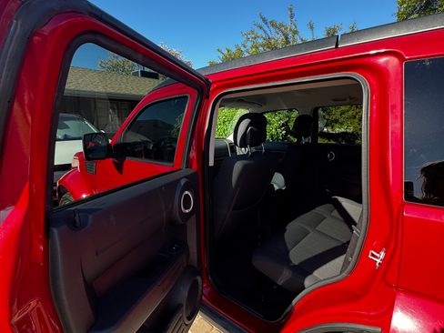 Used 2011 Dodge Nitro Heat RWD image 14
