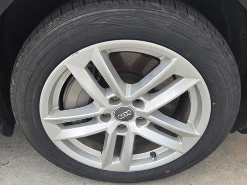 Used 2017 Audi A4 2.0T Premium w/ Audi MMI Navigation Plus image 17