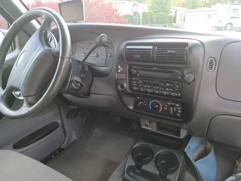 Used 2001 Ford Ranger 2WD SuperCab image 8