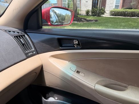 Used 2011 Hyundai Sonata Limited FWD image 17