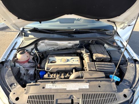 Used 2013 Volkswagen Tiguan SEL AWD/4WD image 23