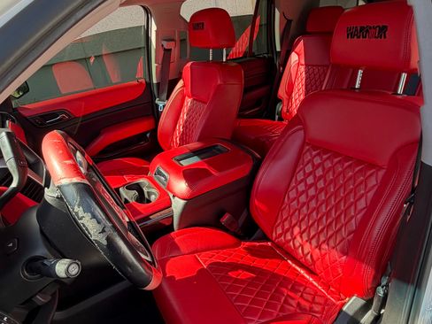 Used 2019 GMC Yukon SLE w/ SLE Value Package image 13