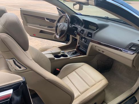 Used 2011 Mercedes-Benz E 350 Cabriolet image 13