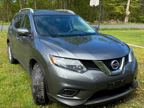 Used 2014 Nissan Rogue SV w/ SV Premium Package AWD/4WD image 1
