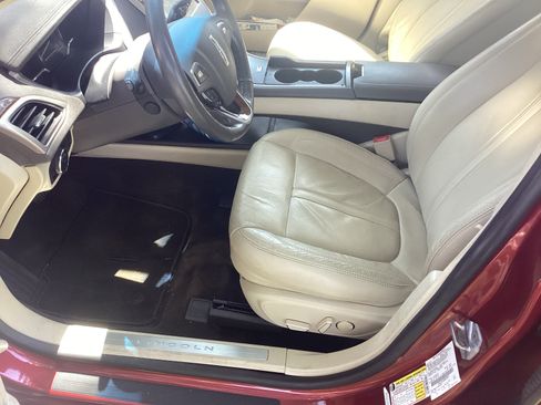 Used 2013 Lincoln MKZ Hybrid FWD image 8